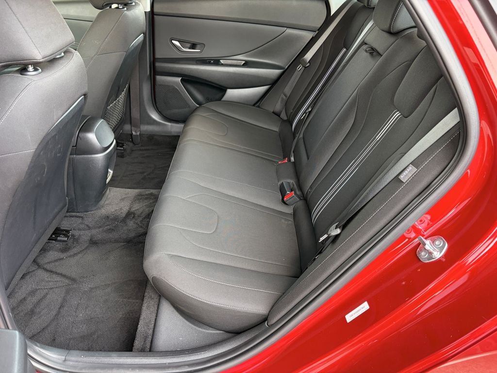 2025 Hyundai ELANTRA SEL Convenience