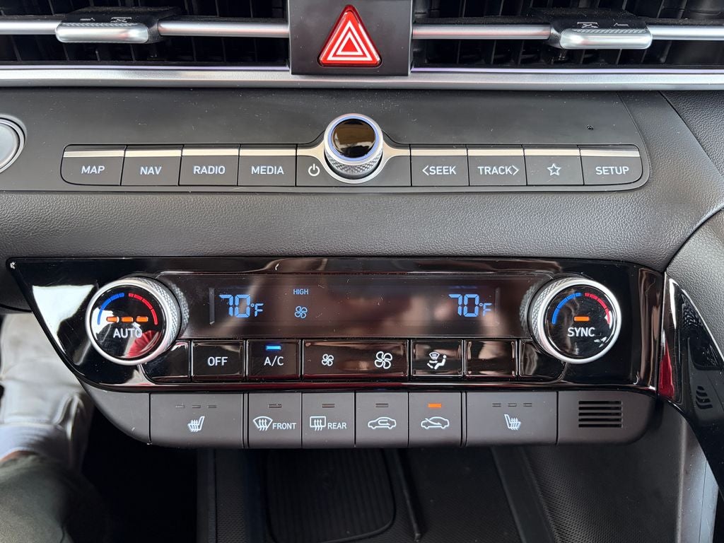 2025 Hyundai ELANTRA SEL Convenience