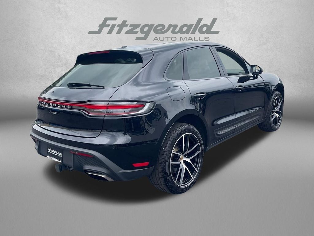 2024 Porsche Macan T