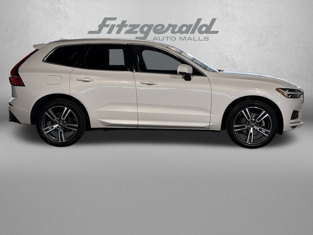 2021 Volvo XC60 T5 Momentum