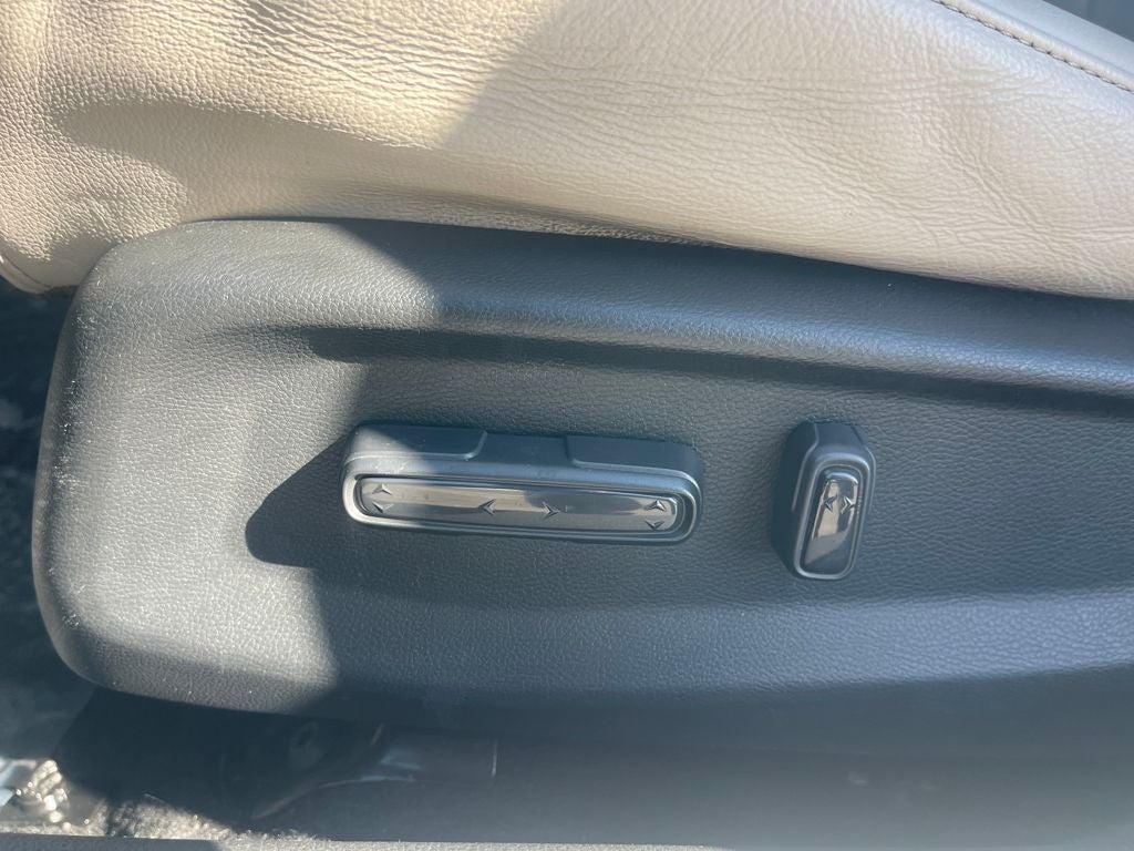 2019 Honda Insight Touring