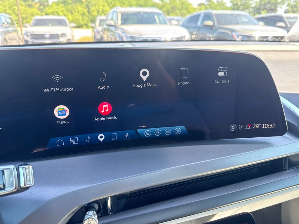 2026 Cadillac VISTIQ Luxury