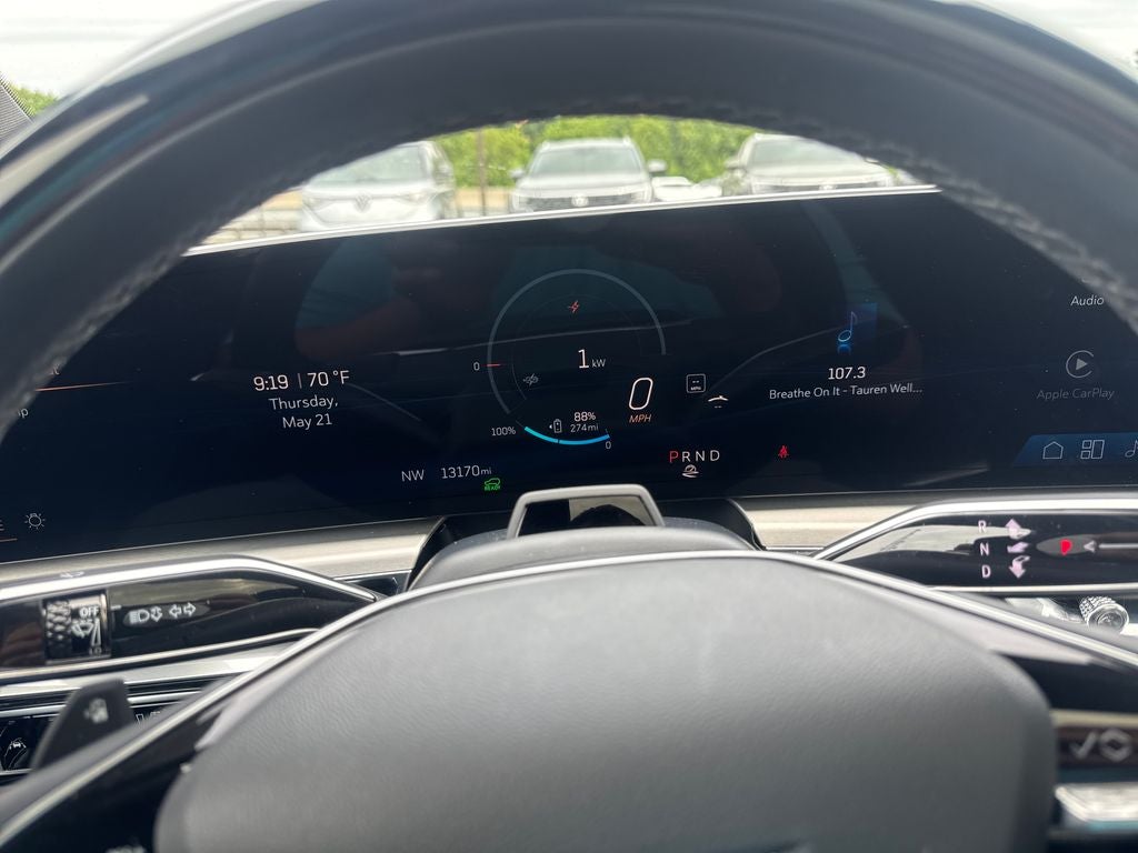 2024 Cadillac LYRIQ Luxury