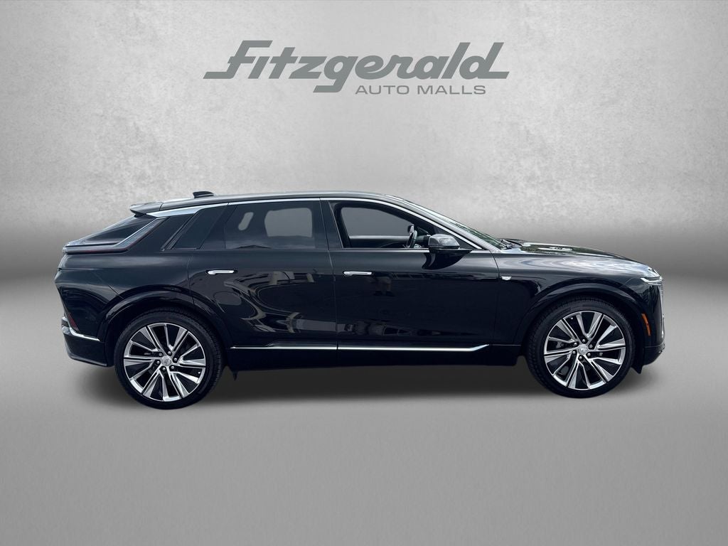 2025 Cadillac LYRIQ Luxury