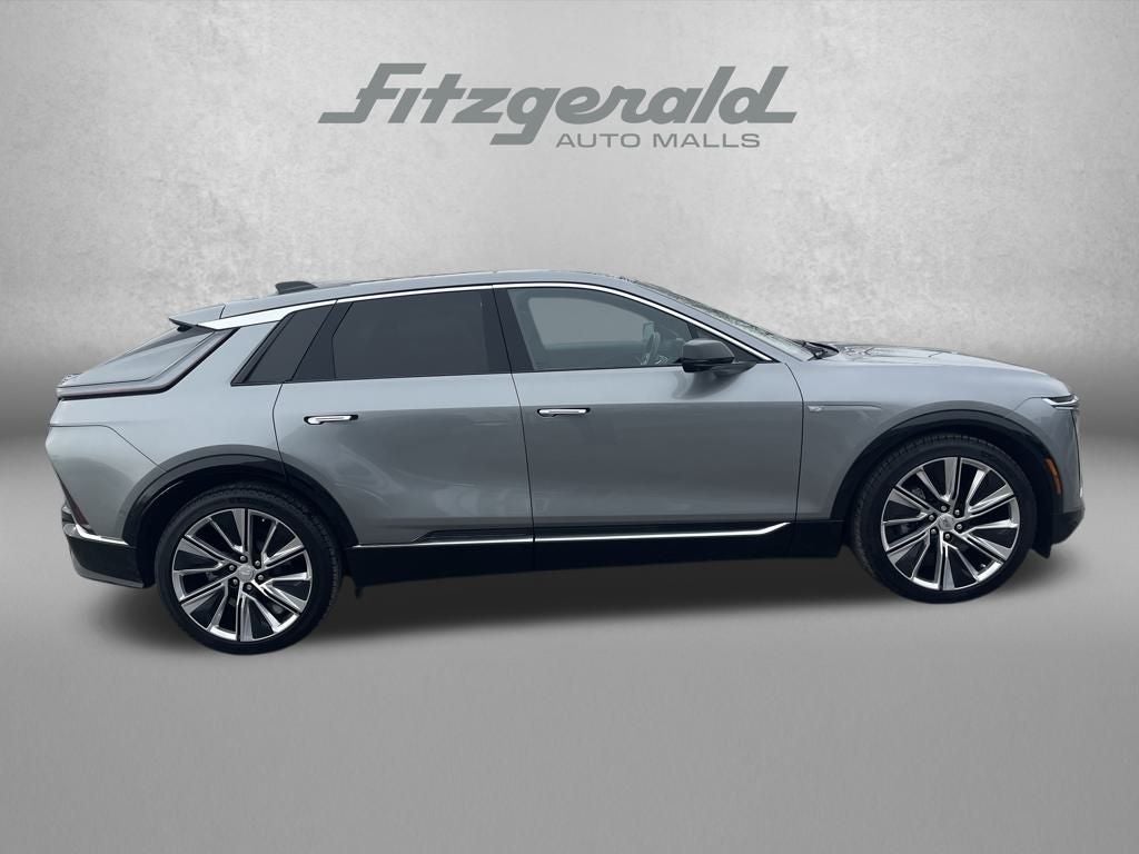 2025 Cadillac LYRIQ Luxury