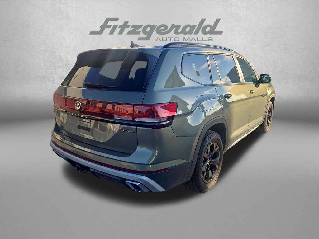 2024 Volkswagen Atlas 2.0T Peak Edition SE w/Technology