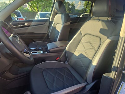 2024 Volkswagen Atlas 2.0T Peak Edition SE w/Technology