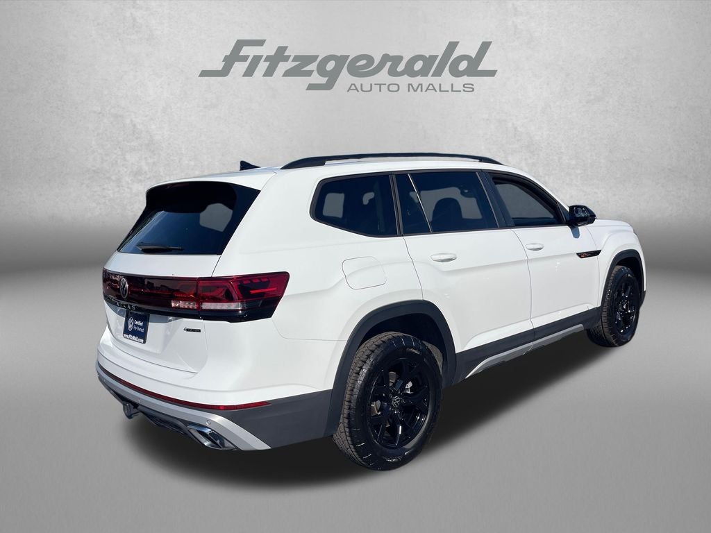 2025 Volkswagen Atlas 2.0T Peak Edition