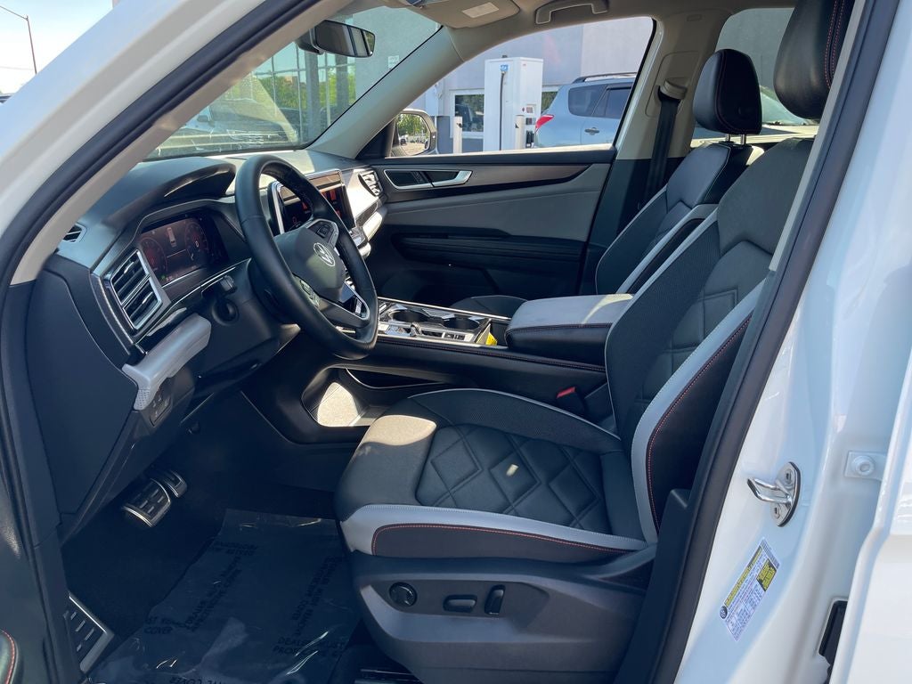 2025 Volkswagen Atlas 2.0T Peak Edition