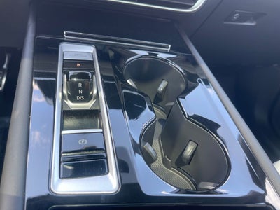2025 Volkswagen Atlas Cross Sport 2.0T SEL Premium R-Line