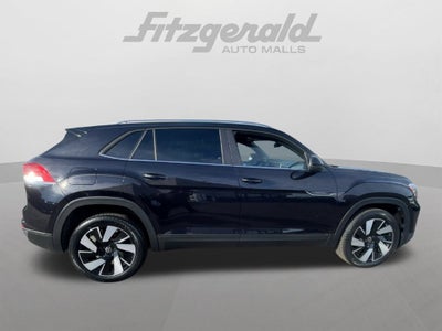 2024 Volkswagen Atlas Cross Sport 2.0T SE w/Technology