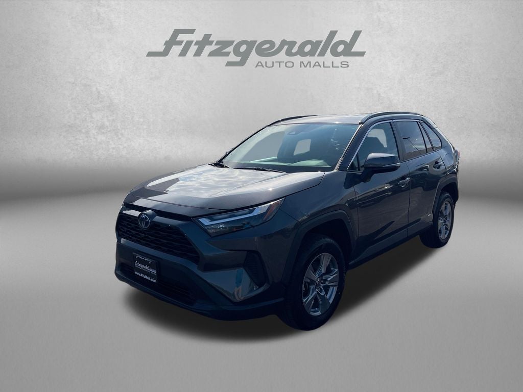 2022 Toyota RAV4 Hybrid XLE