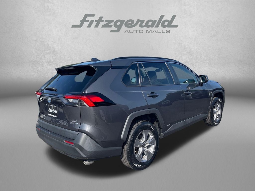 2022 Toyota RAV4 Hybrid XLE