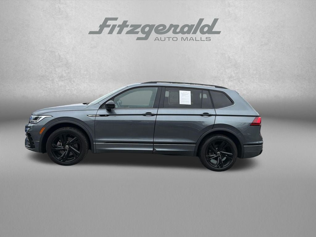 2024 Volkswagen Tiguan 2.0T SE R-Line Black