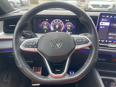 2025 Volkswagen Tiguan 2.0T SE R-Line Black