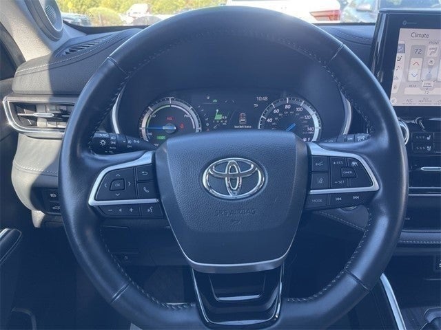 2022 Toyota Highlander Hybrid Limited