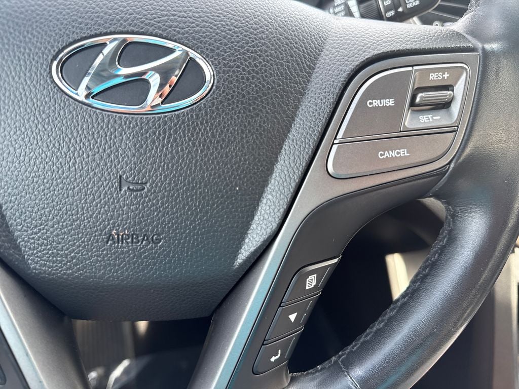 2017 Hyundai SANTA FE SE Ultimate