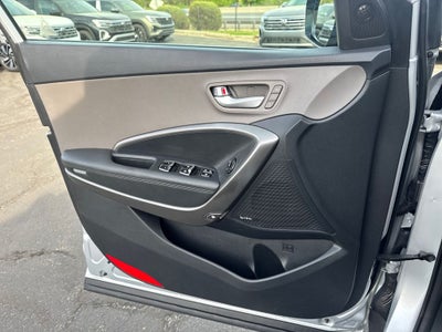 2017 Hyundai SANTA FE SE Ultimate