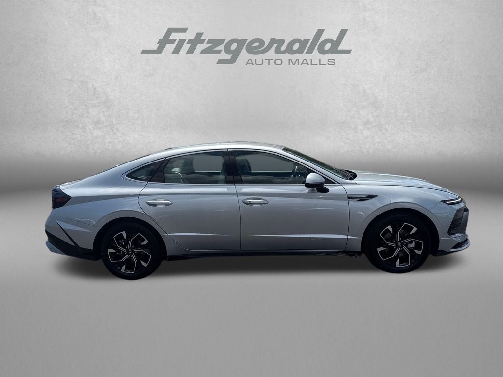 2025 Hyundai SONATA SEL