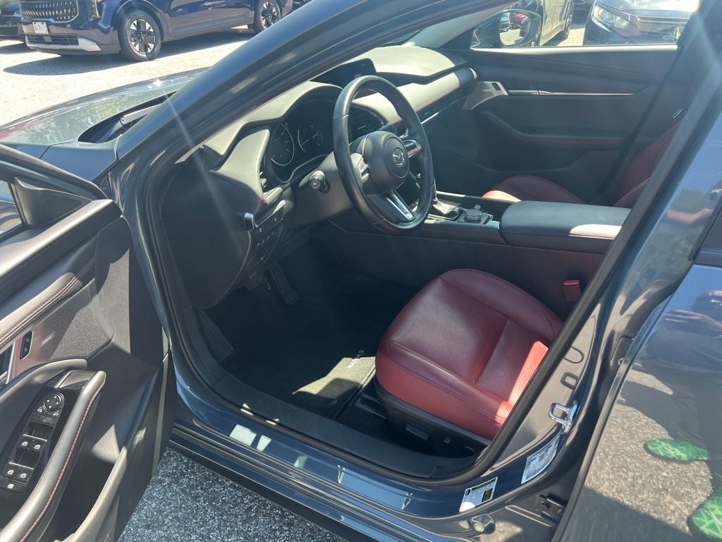 2023 Mazda Mazda3 2.5 S Carbon Edition