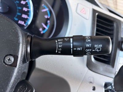 2013 Toyota Sienna XLE 8 Passenger