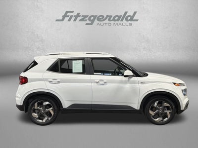 2024 Hyundai VENUE SEL