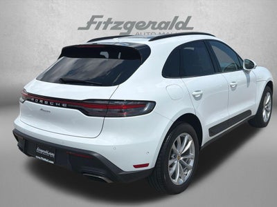 2025 Porsche Macan Base