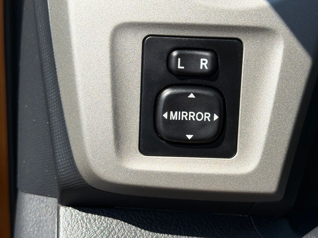 2009 Toyota Matrix Base