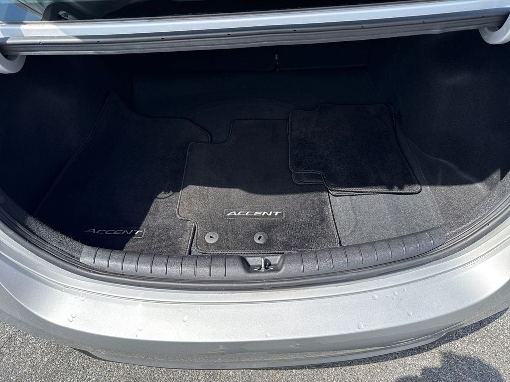 2022 Hyundai ACCENT SE