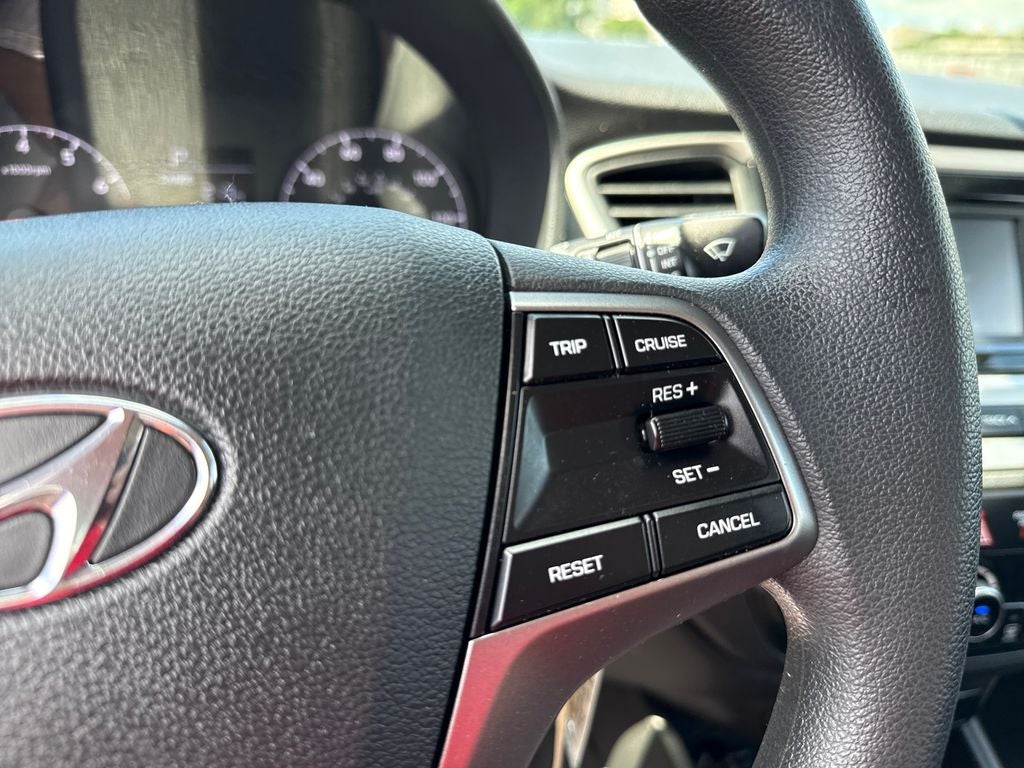 2022 Hyundai ACCENT SE