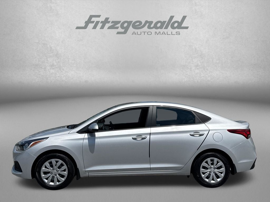 2022 Hyundai ACCENT SE
