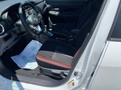 2025 Nissan Versa 1.6 SR