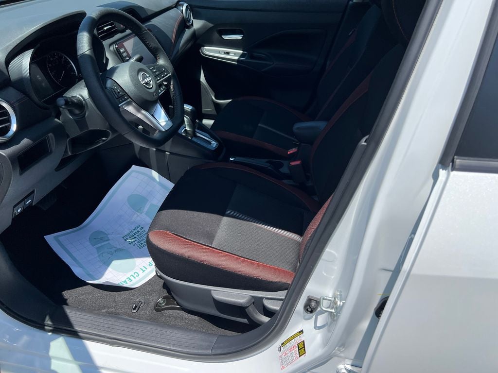 2025 Nissan Versa 1.6 SR