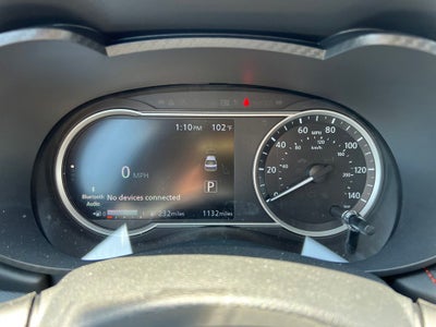 2025 Nissan Versa 1.6 SR