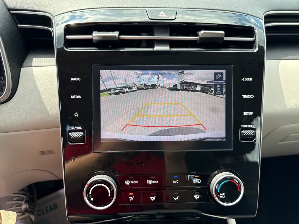 2023 Hyundai TUCSON SE