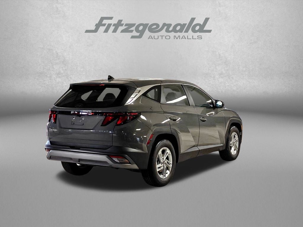 2026 Hyundai TUCSON SE FWD