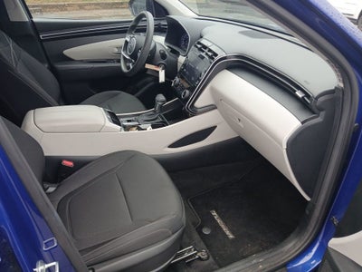 2023 Hyundai TUCSON SE