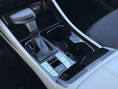 2023 Hyundai TUCSON SE