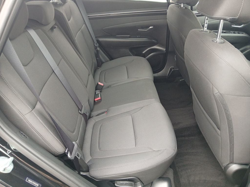 2023 Hyundai TUCSON SE