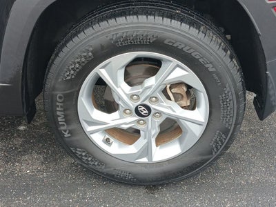 2023 Hyundai TUCSON SE