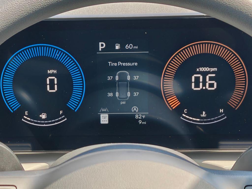 2026 Hyundai TUCSON SE AWD