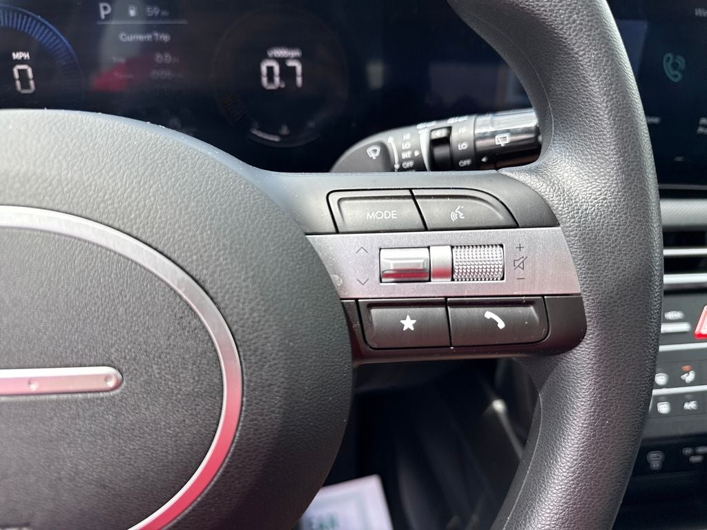 2025 Hyundai TUCSON SE