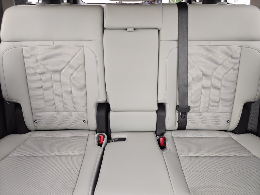 2027 Hyundai SANTA FE HYBRID SEL