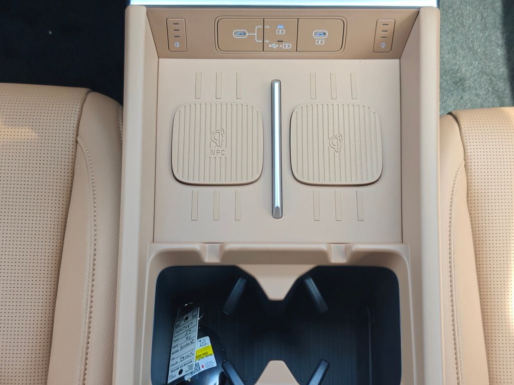 2027 Hyundai SANTA FE HYBRID Limited