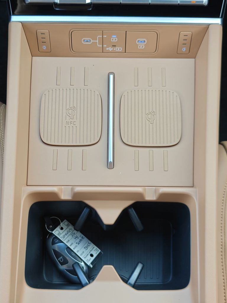 2027 Hyundai SANTA FE HYBRID Calligraphy