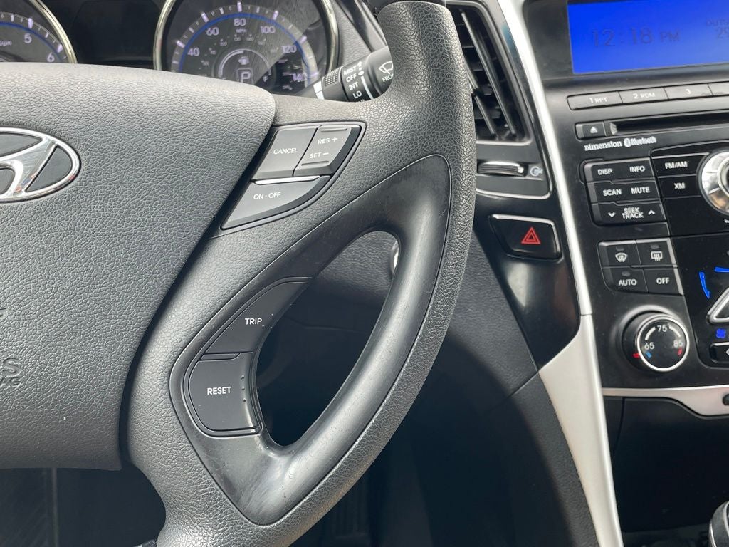 2011 Hyundai SONATA Limited