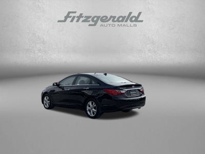 2011 Hyundai SONATA Limited