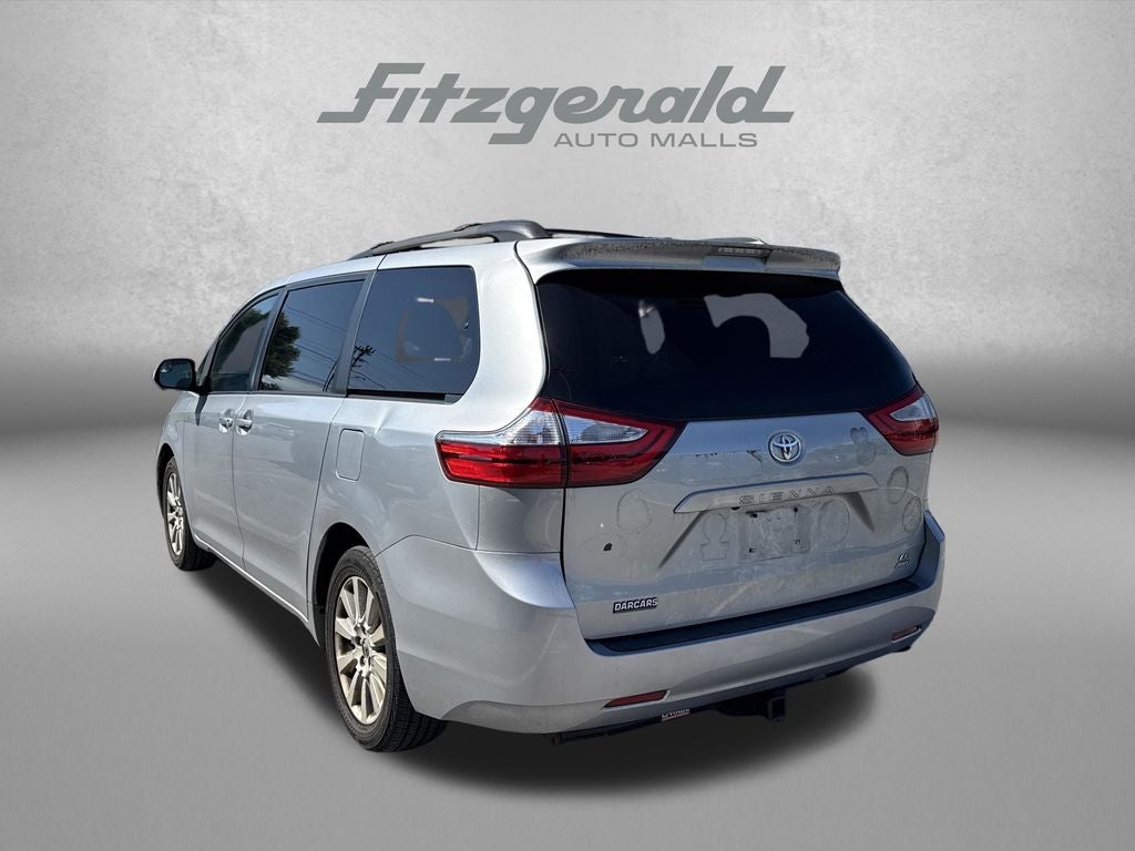 2015 Toyota Sienna LE 7 Passenger