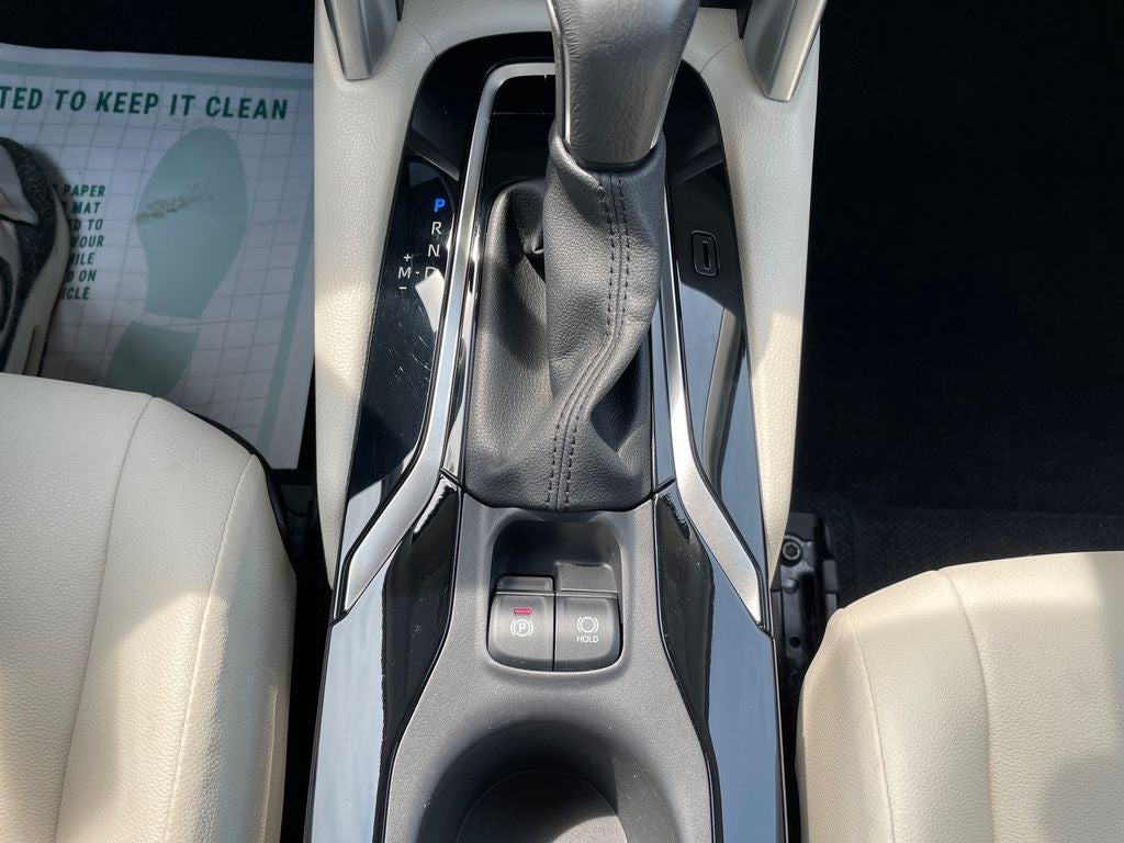 2024 Toyota Corolla Cross XLE
