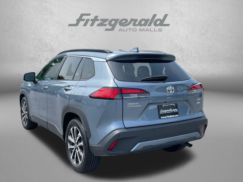 2024 Toyota Corolla Cross XLE